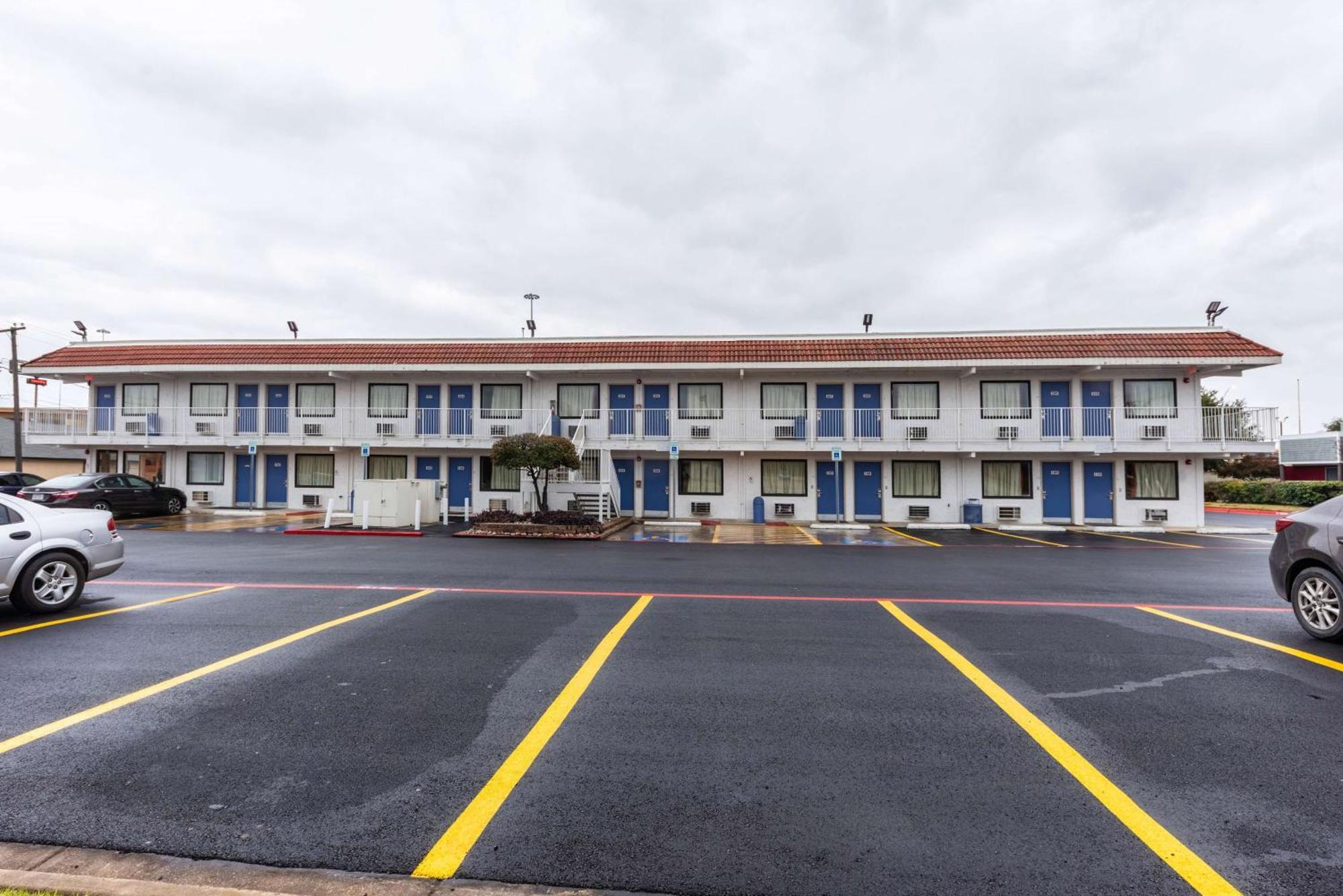 6-north Richland Hills, Tx Hotel 2*