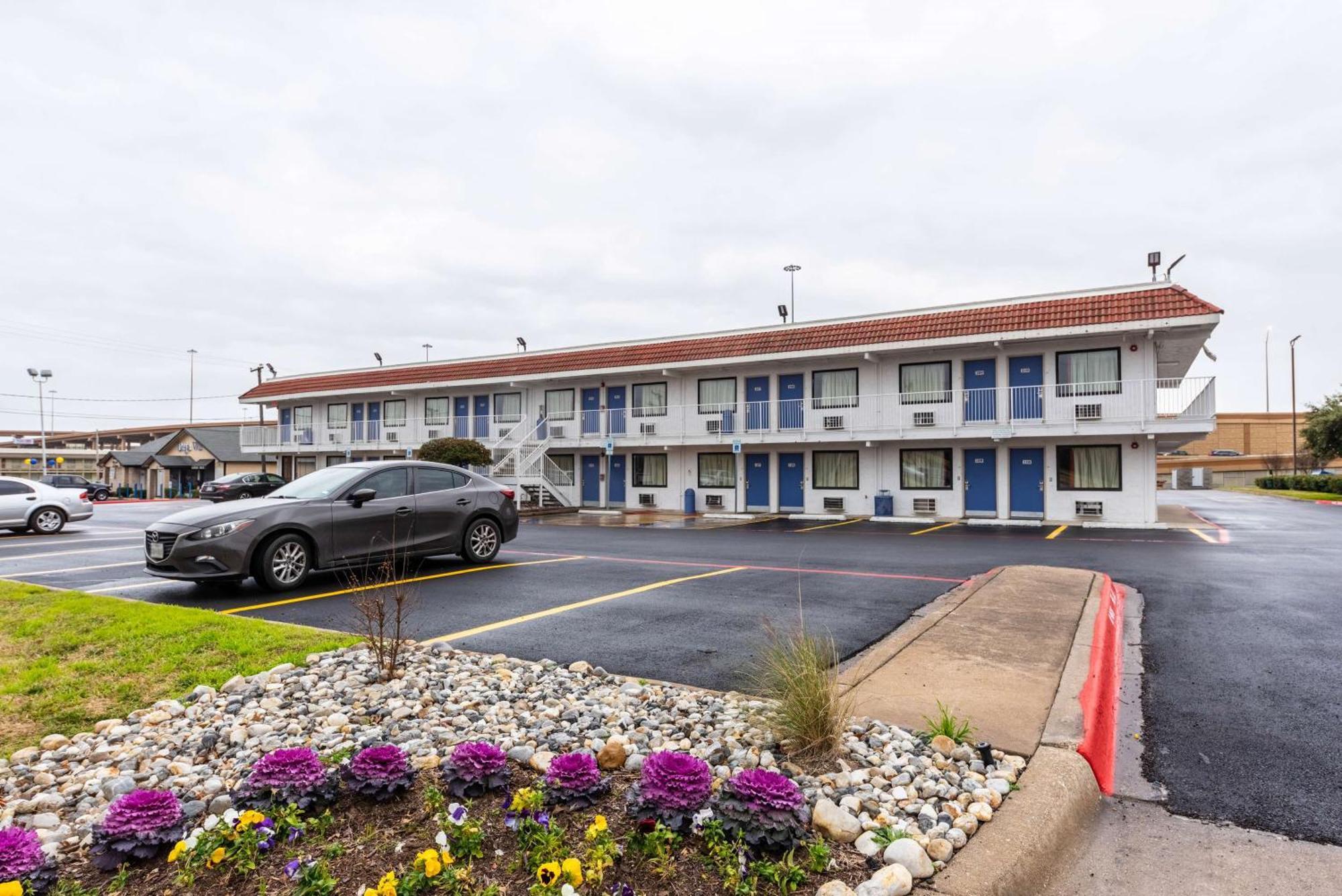 Hotel 6-north Richland Hills, Tx