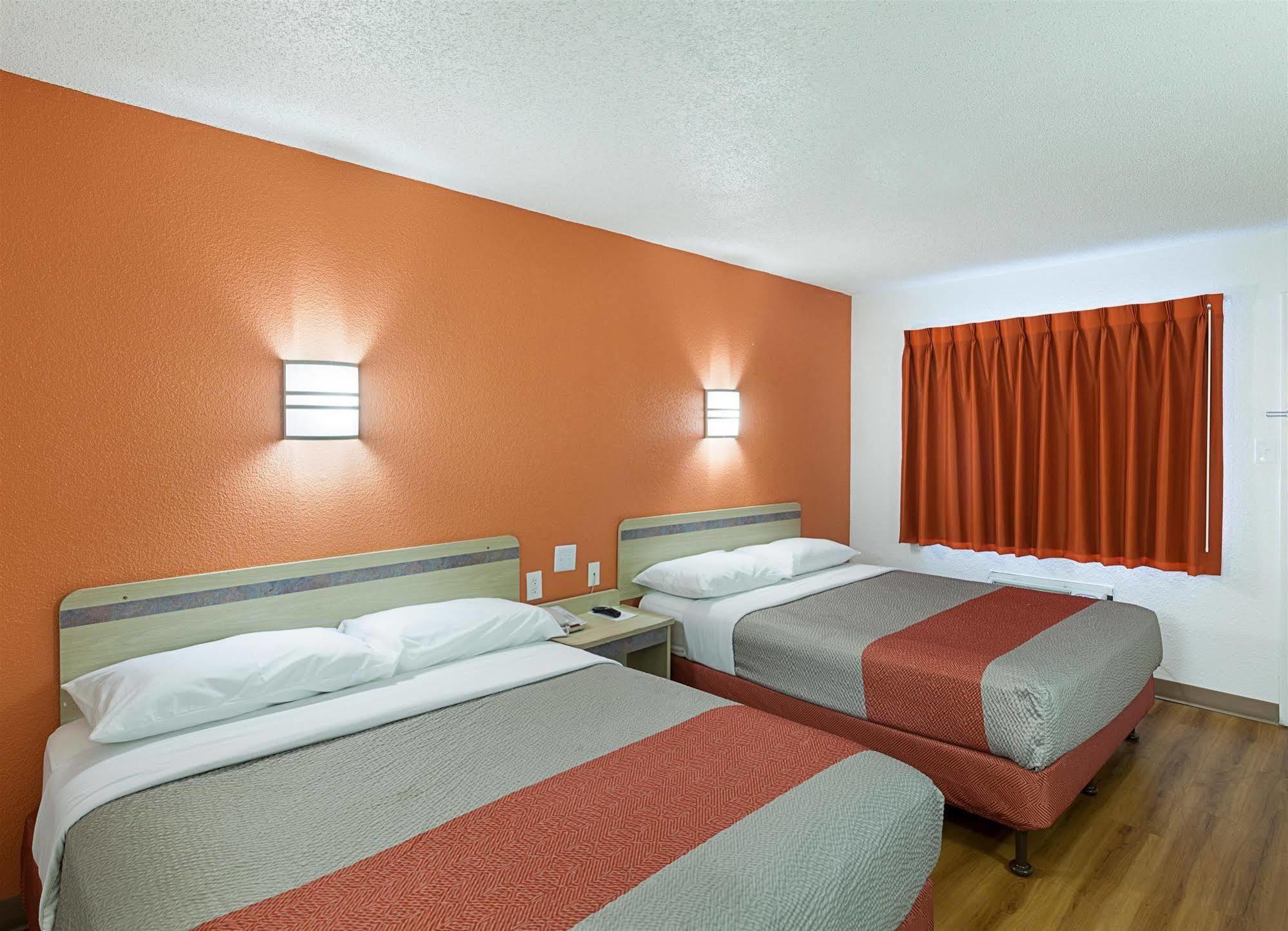 6-north Richland Hills, Tx Hotel North Richland Hills