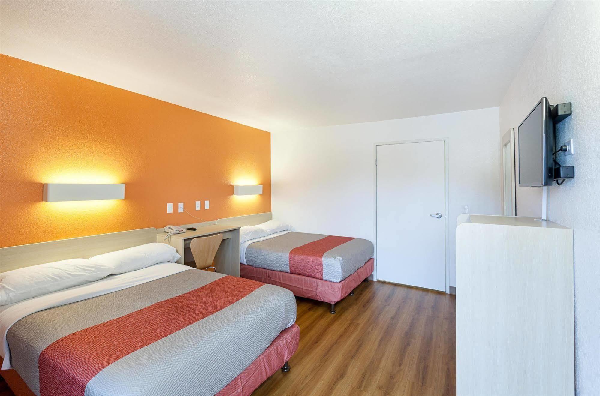 6-north Richland Hills, Tx Hotel North Richland Hills