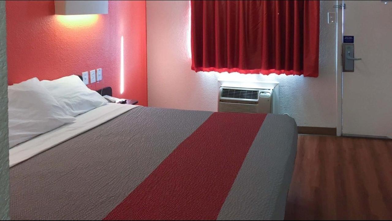 Hotel 6-north Richland Hills, Tx