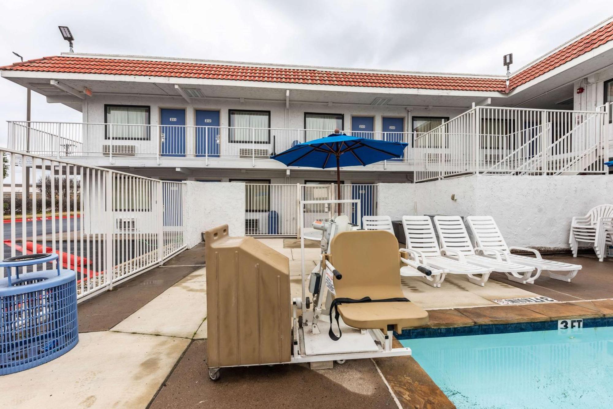 6-north Richland Hills, Tx Hotel North Richland Hills