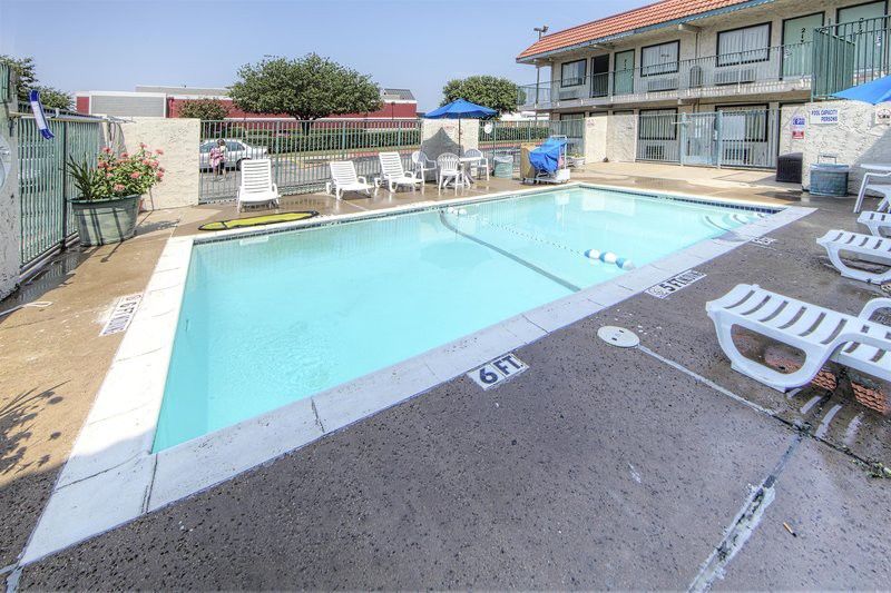 6-north Richland Hills, Tx Hotel
