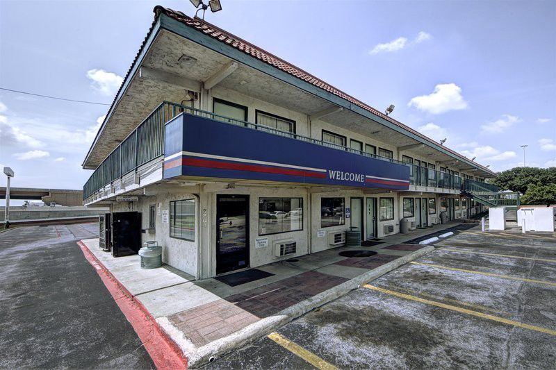 6-north Richland Hills, Tx Hotel North Richland Hills