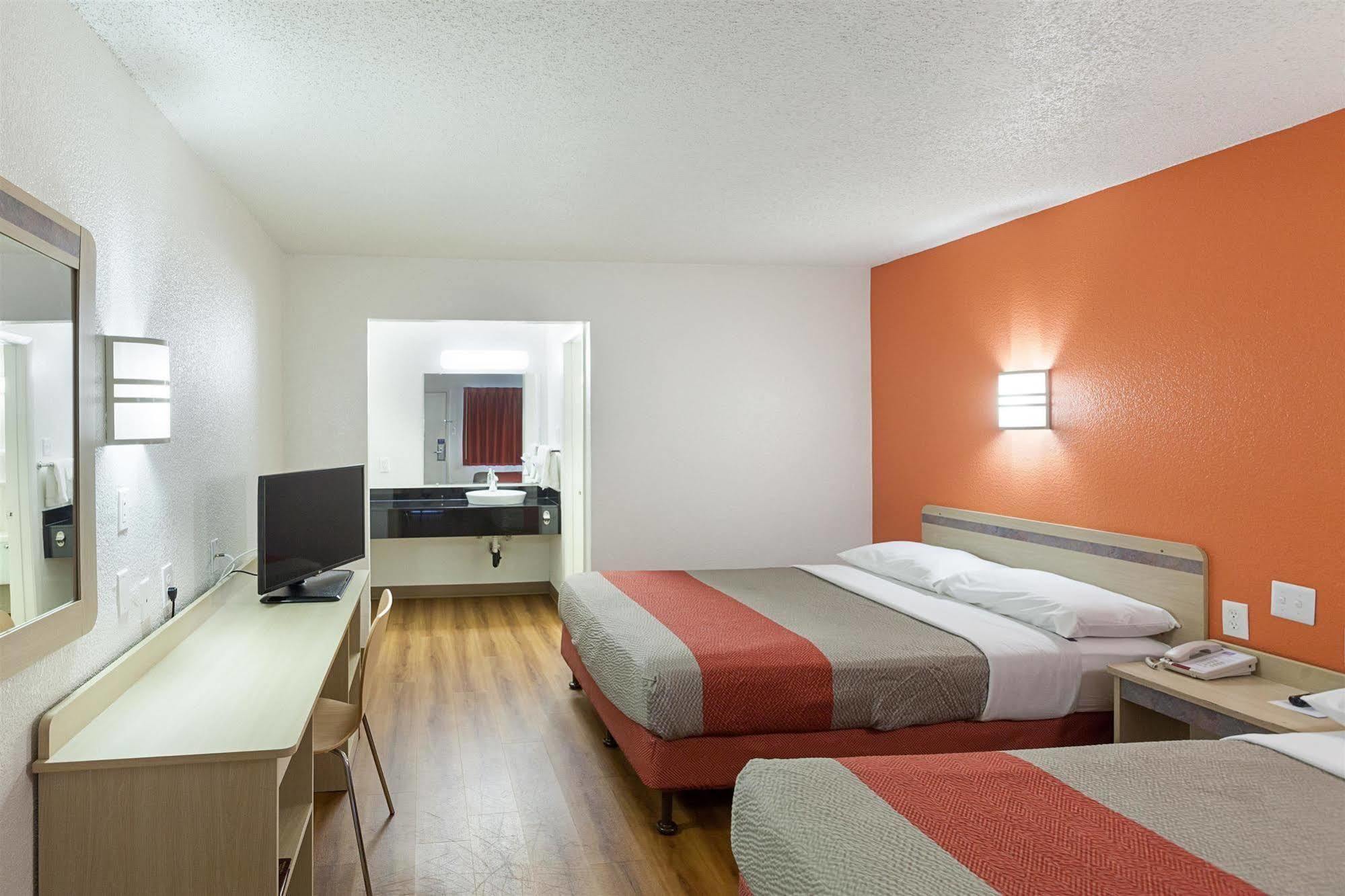 Hotel 6-north Richland Hills, Tx