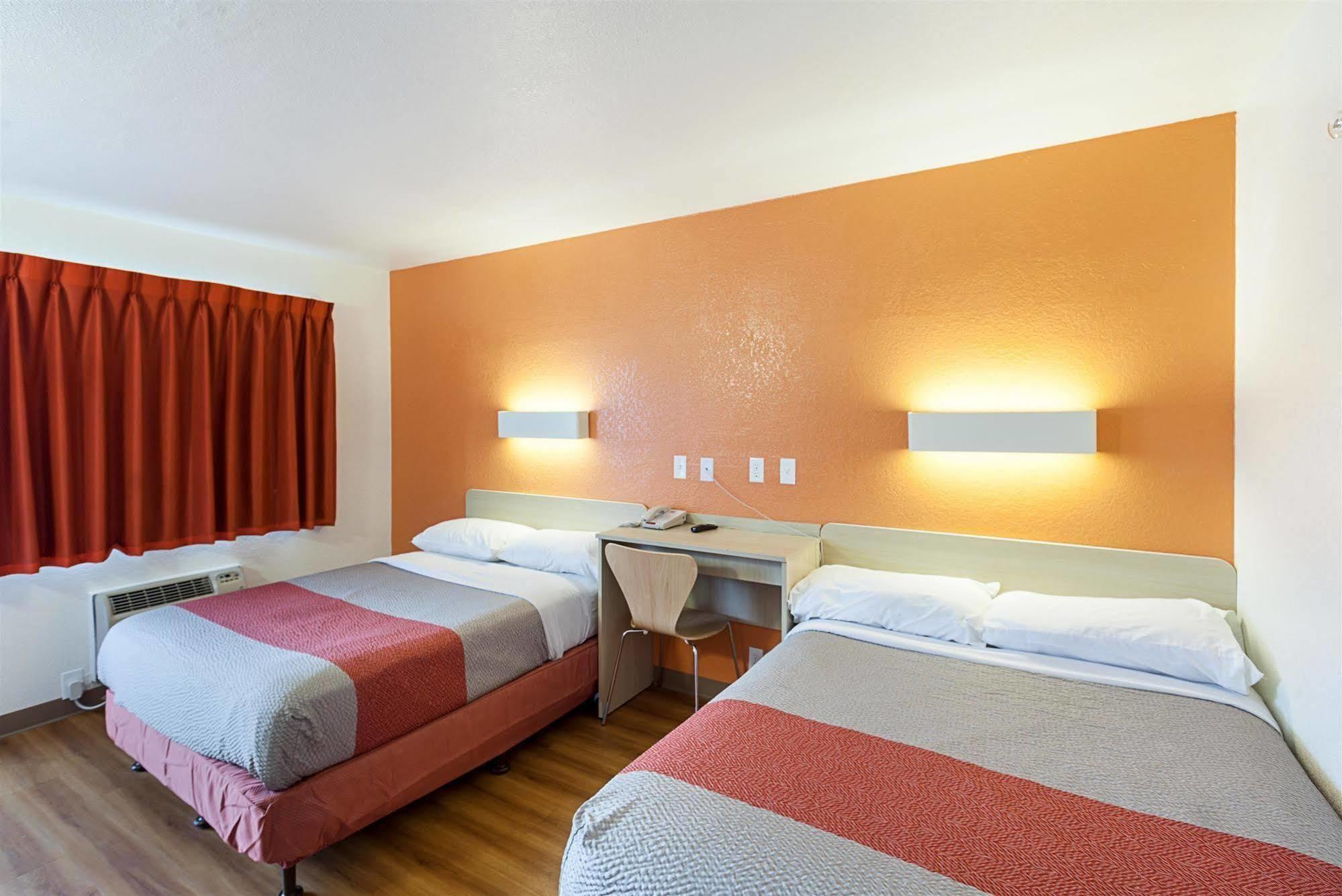 6-north Richland Hills, Tx Hotel 2*